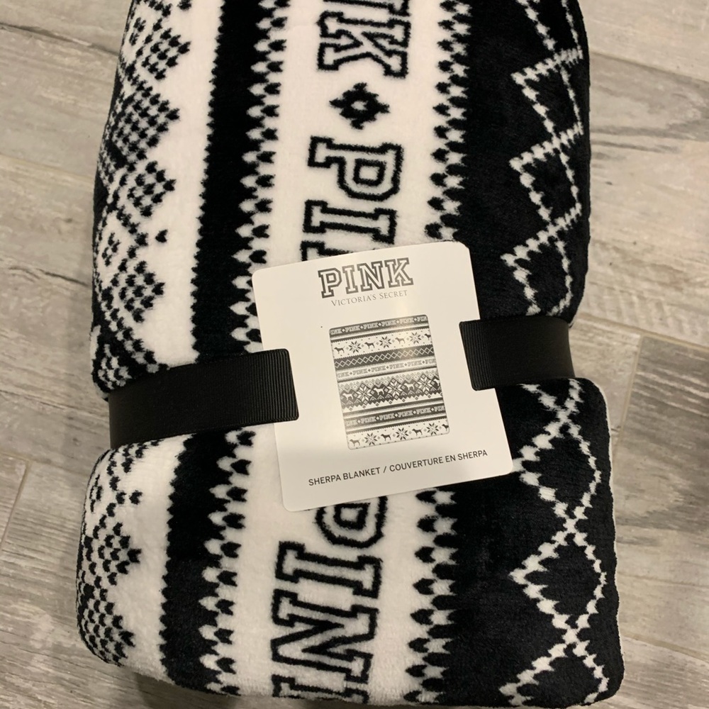 Victoria secrets PINK blanket